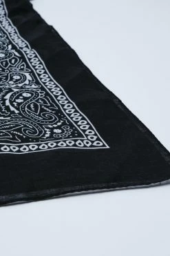 Alternative view of Paisley Bandana