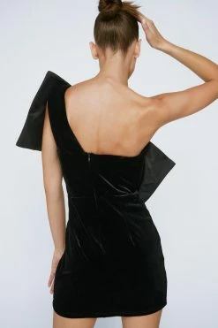 Petite Contrast One Shoulder Bow Velvet Mini Dress 6 Petite Contrast One Shoulder Bow Velvet Mini Dress -Nasty Gal Sales Store Sales womens black petite contrast one shoulder bow velvet mini dress 2