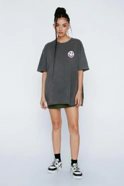 Alternative view of Smile Graphic Oversized T-shirt