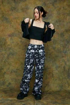Snake Print Multi Pocket Cargo Pants -Nasty Gal Sales Store Sales womens charcoal snake print multi pocket cargo pants 3
