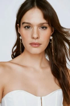 Chunky Pearl Drop Earrings -Nasty Gal Sales Store Sales womens gold chunky pearl drop earrings 3