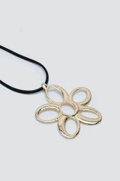 Flower Detail Rope Necklace 6 Flower Detail Rope Necklace -Nasty Gal Sales Store Sales womens gold flower detail rope necklace 1 2