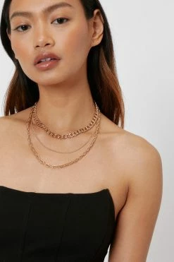 Triple Layered Chunky Chain Necklace 7 Triple Layered Chunky Chain Necklace -Nasty Gal Sales Store Sales womens gold triple layered chunky chain necklace 3