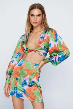 Bold Floral Satin Twist Long Sleeve Blouse -Nasty Gal Sales Store Sales womens green bold floral satin twist long sleeve blouse 1