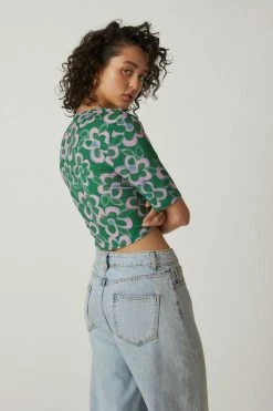 Crew Neck Top 6 Crew Neck Top -Nasty Gal Sales Store Sales womens green crew neck top 2