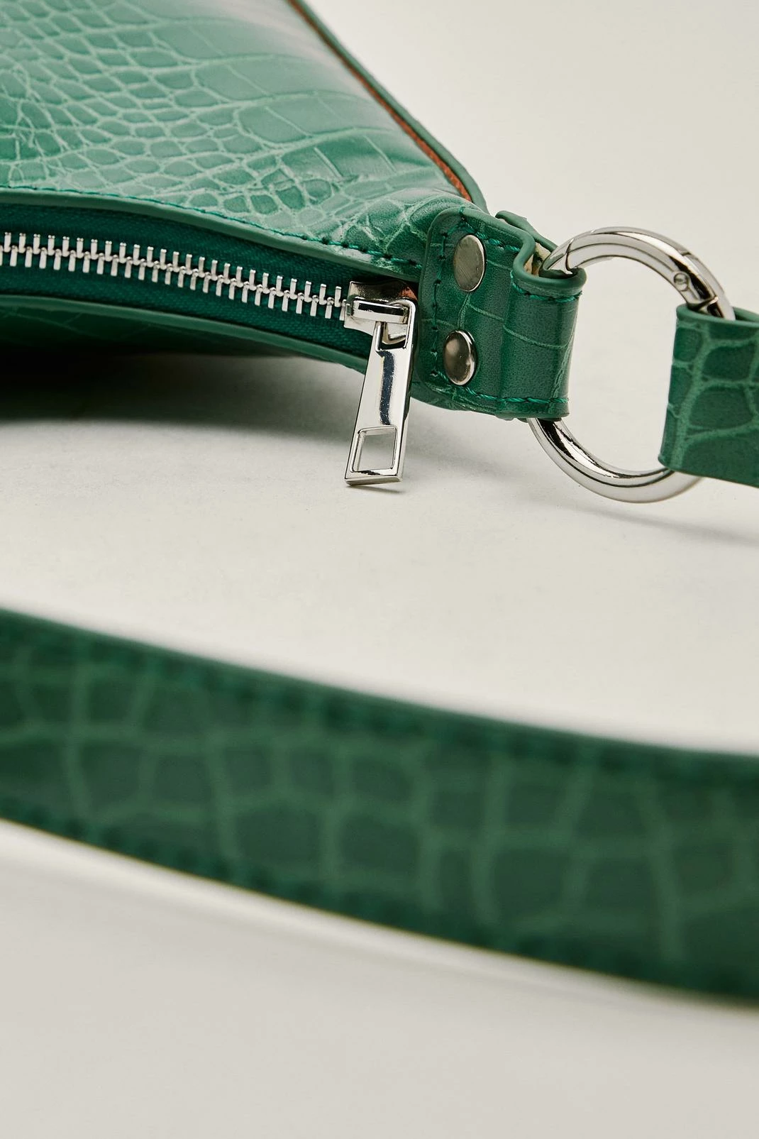 Faux Leather Croc Structured Shoulder Bag 5 Faux Leather Croc Structured Shoulder Bag - Image 5
