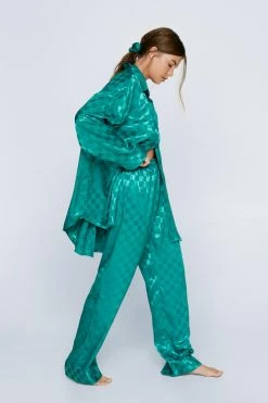 Satin Checkerboard 3pc Pajama Pants Set -Nasty Gal Sales Store Sales womens green satin checkerboard 3pc pajama pants set 2