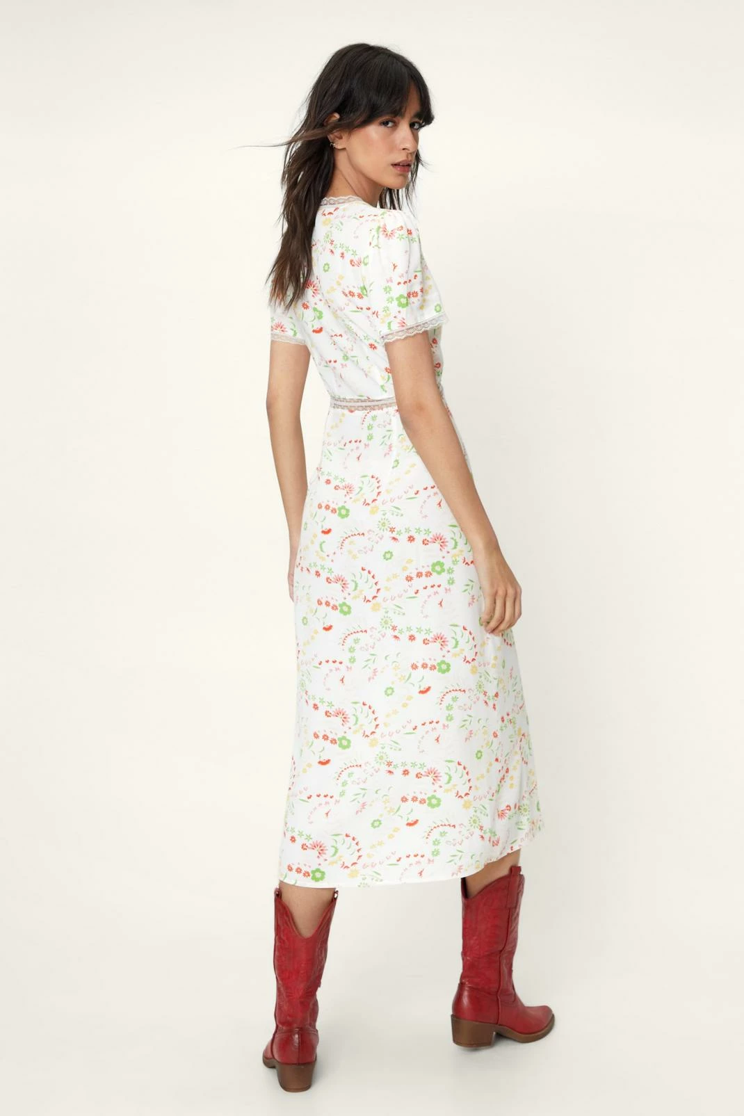 Floral Print Lace Trim Tea Dress 3 Floral Print Lace Trim Tea Dress - Image 3