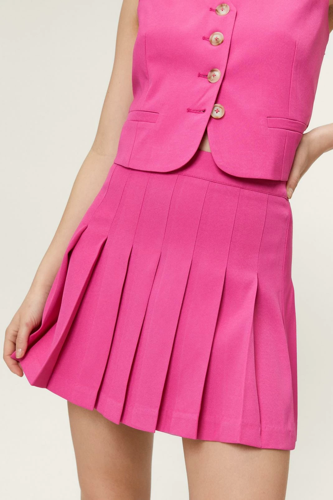 High Waisted Pleated Mini Tennis Skirt 1 High Waisted Pleated Mini Tennis Skirt