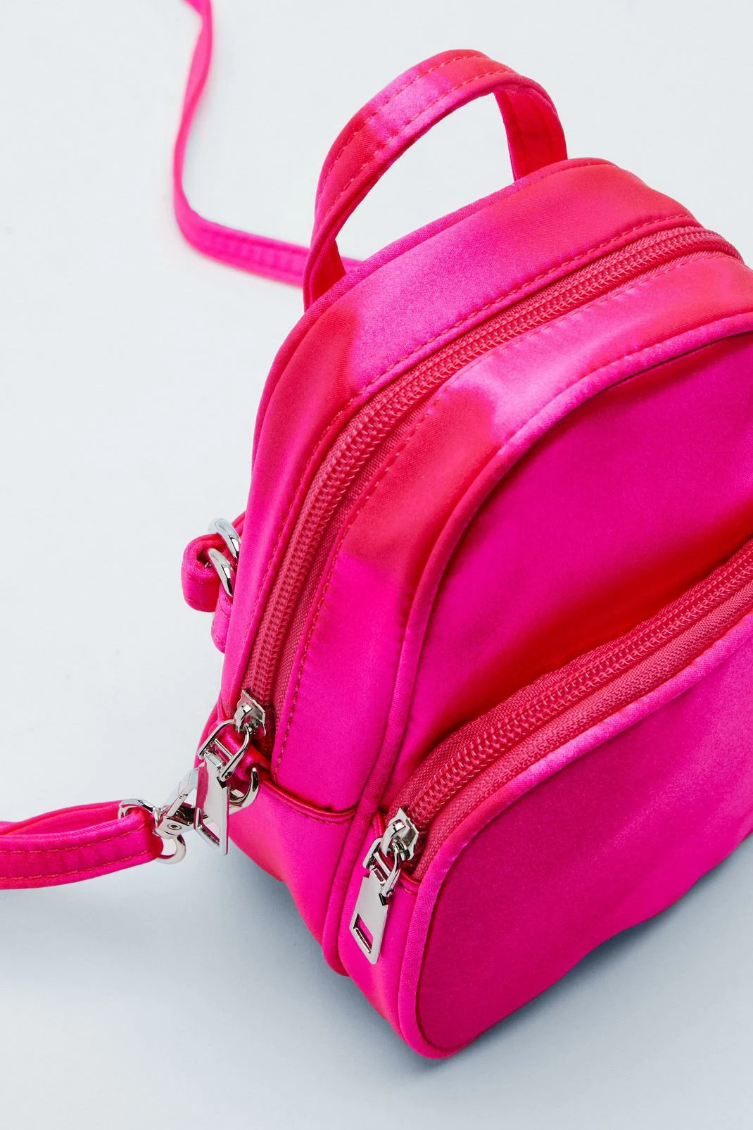 Mini Backpack Armlet 3 Mini Backpack Armlet - Image 3