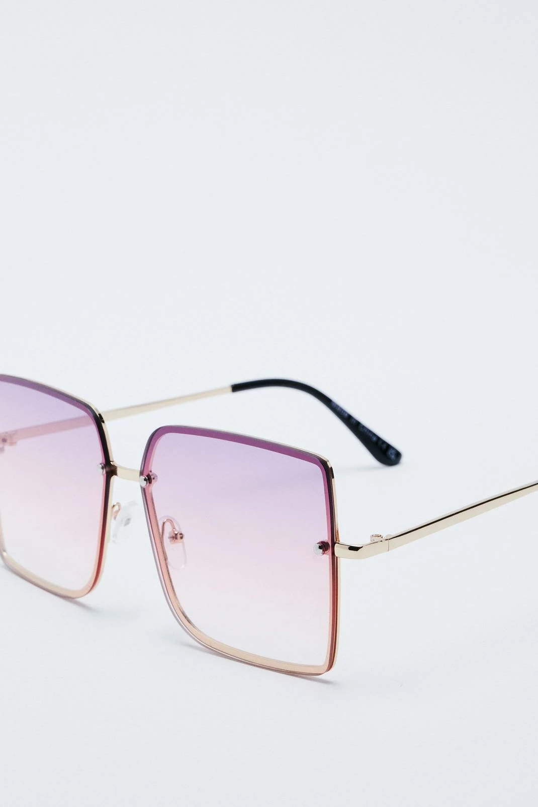Ombre Colored Lense Oversized Sunglasses 3 Ombre Colored Lense Oversized Sunglasses - Image 3