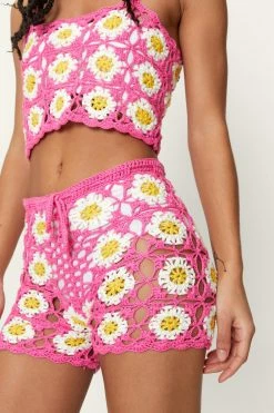 Petite Crochet Floral Flippy Short 7 Petite Crochet Floral Flippy Short -Nasty Gal Sales Store Sales womens pink petite crochet floral flippy short 1 3