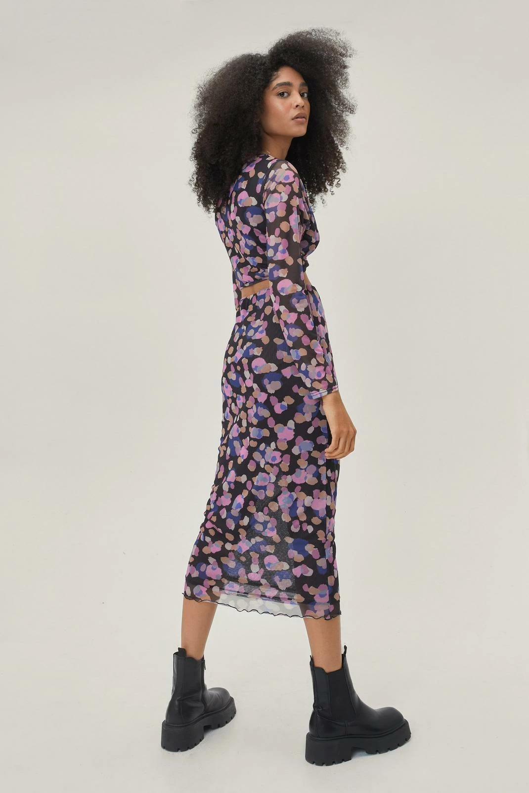 Abstract Spot Knot Front Mesh Top 3 Abstract Spot Knot Front Mesh Top - Image 3