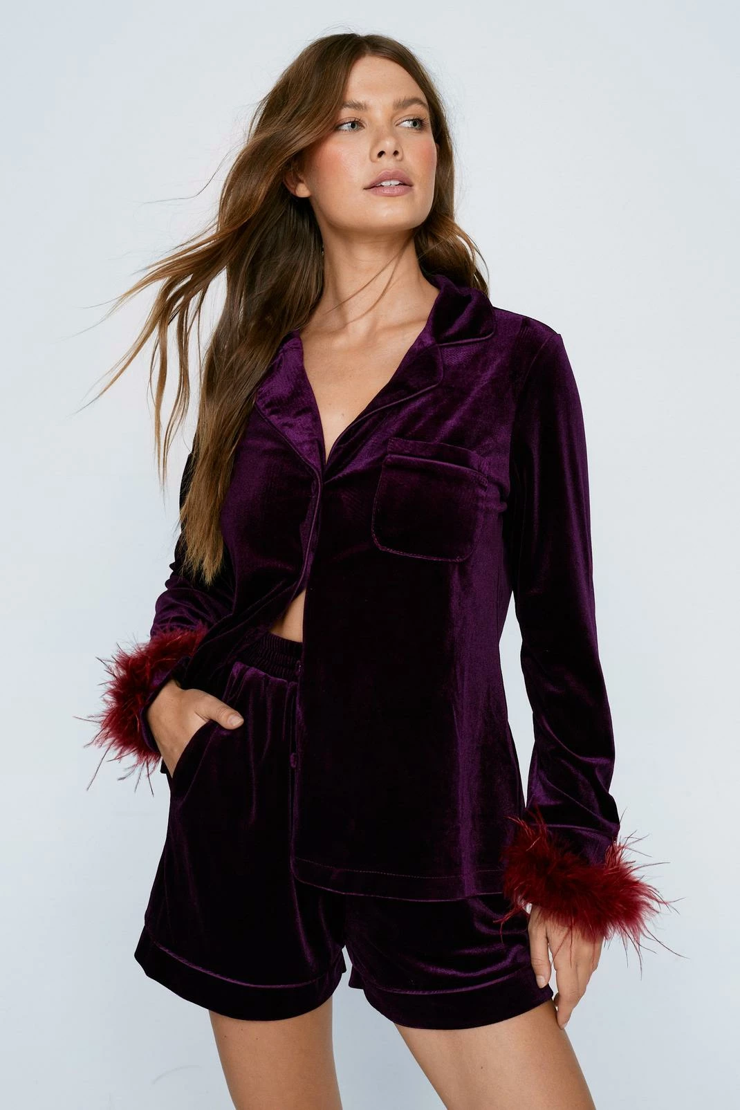 Contrast Feather Trim Velvet Pajama Short Set 4 Contrast Feather Trim Velvet Pajama Short Set - Image 4