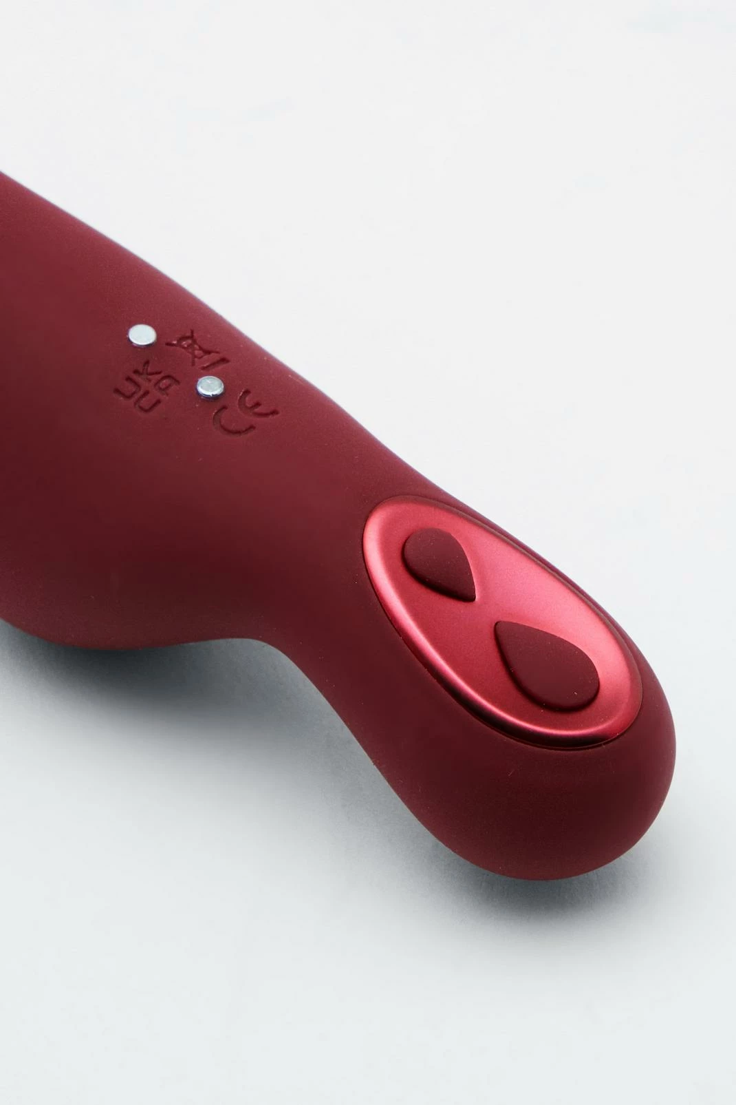 Metallic Rechargeable Seated Vibrator 2 Metallic Rechargeable Seated Vibrator - Image 2