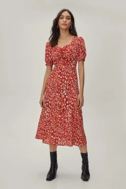 Sweetheart Neckline Animal Print Puff Sleeve Midi Dress -Nasty Gal Sales Store Sales womens red sweetheart neckline animal print puff sleeve midi dress 3
