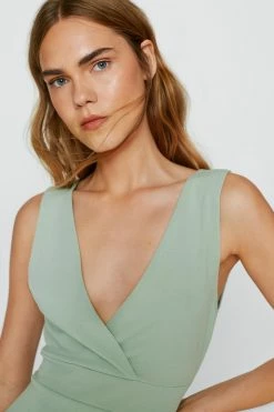 Ruched V Neck Midi Dress 10 Ruched V Neck Midi Dress -Nasty Gal Sales Store Sales womens sage ruched v neck midi dress
