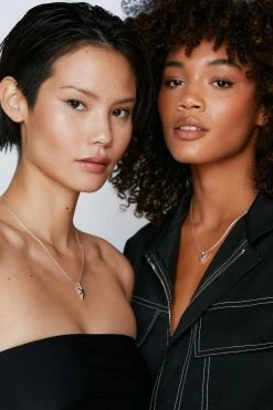 Silver Plated Star Friendship Necklace Set -Nasty Gal Sales Store Sales womens silver silver plated star friendship necklace set 3