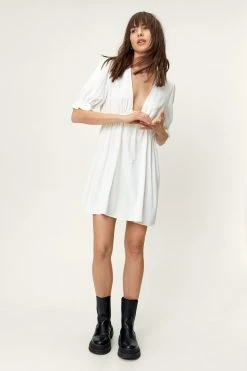 Linen V Neck Puff Sleeve Mini Dress 7 Linen V Neck Puff Sleeve Mini Dress -Nasty Gal Sales Store Sales womens white linen v neck puff sleeve mini dress 3